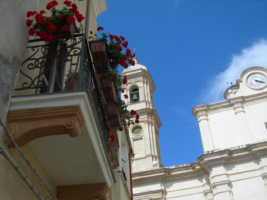 Piazza San Pantaleo Bed and Breakfast Sorso Εξωτερικό φωτογραφία