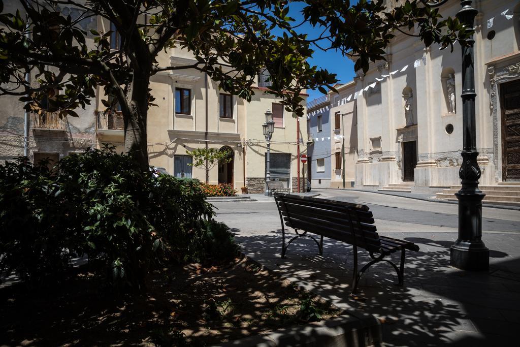 Piazza San Pantaleo Bed and Breakfast Sorso Εξωτερικό φωτογραφία
